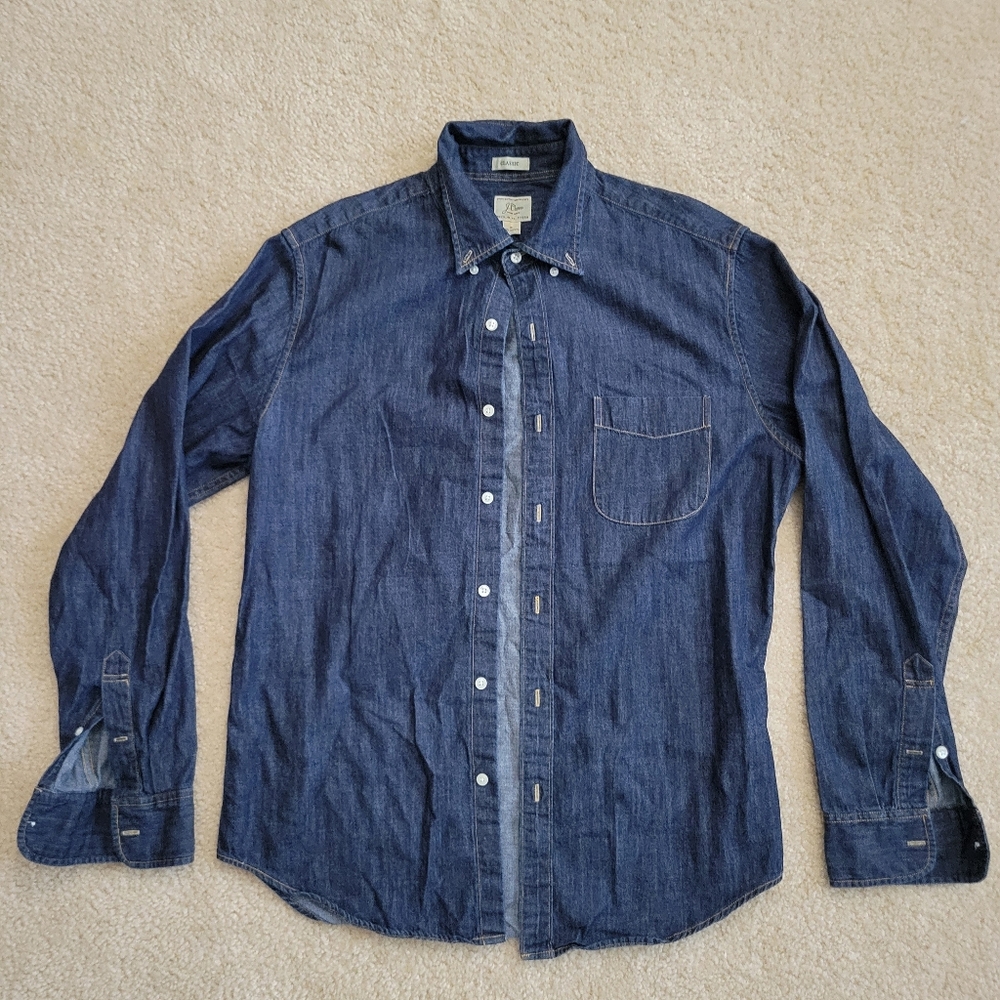J.Crew Classic Denim Button Down Shirt Men’s Medium Dark Wash Ameeicana Staple